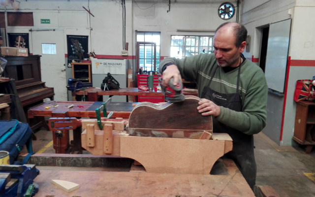 Julio Malarino - Luthier