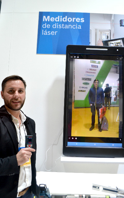 Emiliano Sequeira en el stand de BOSCH - ExpoFerretera 2017